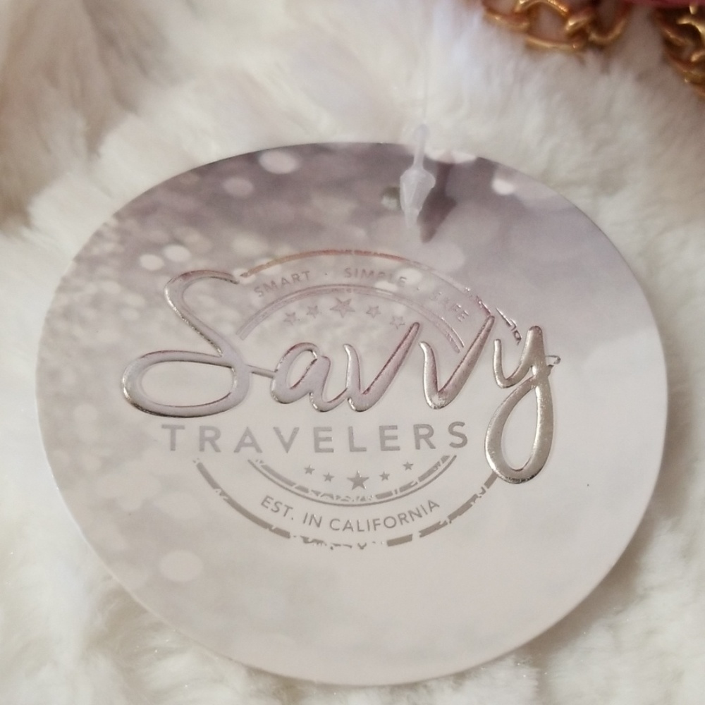 Savvy Travelers Smile Hi Clutch Pink Lips Purse - Picture 4 of 8